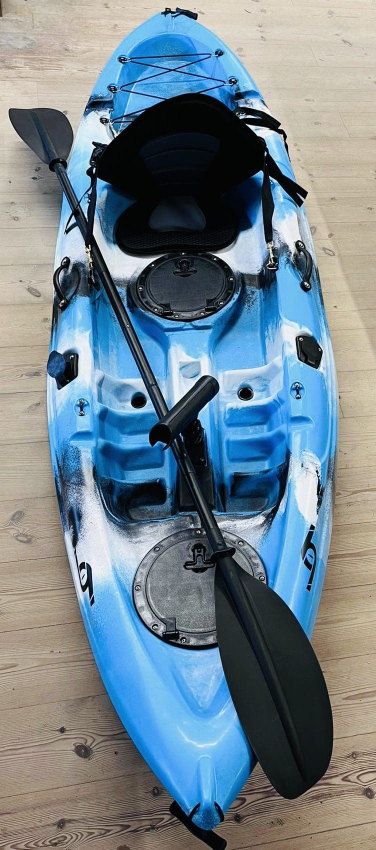 Second Hand Kayak Single Sit on to Kayak - Inc Paddle / seat / Fishing Rod  Holder - Mint - Hot Surf 69